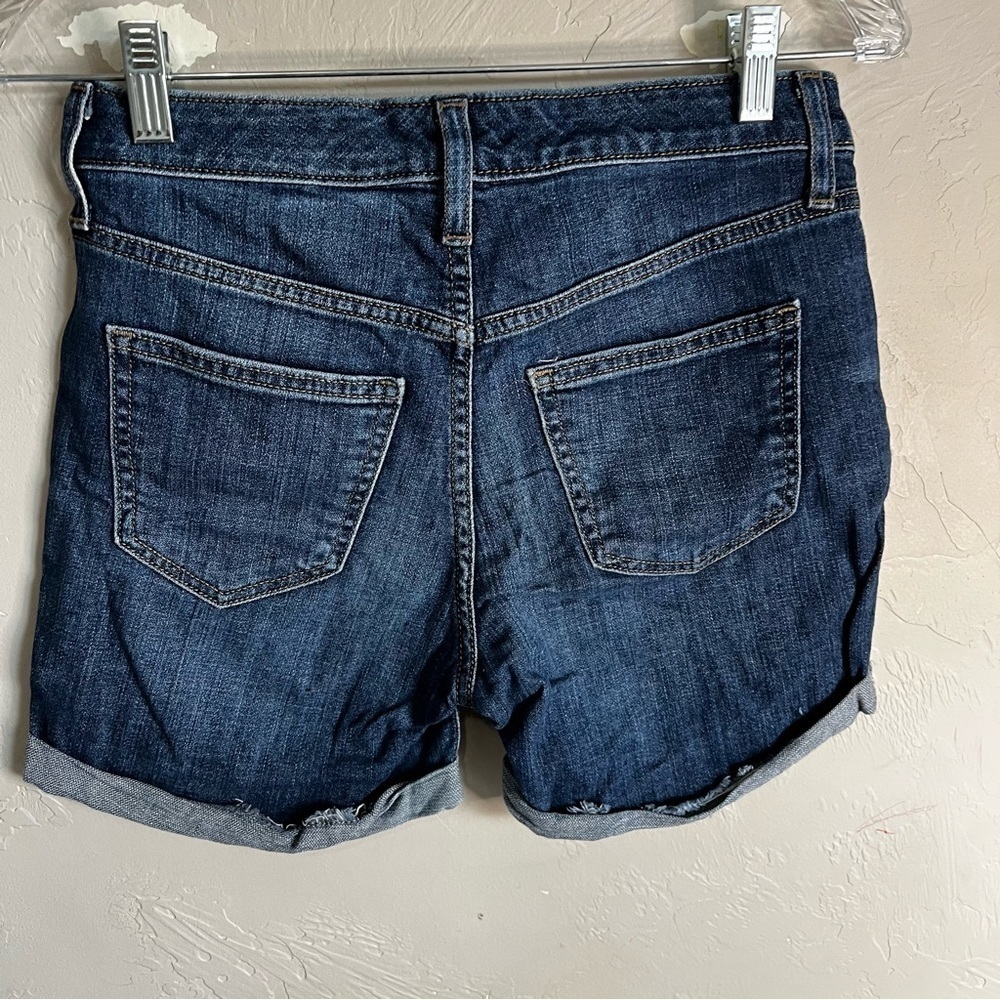 Universal Thread Mid Rise Boyfriend Cuffed Shorts‎ - Picture 7 of 7